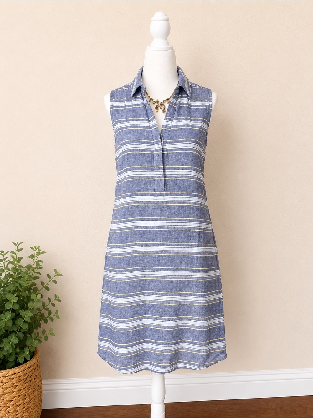 Costal beach vibe lightweight sleeveless cotton/linen blend dress